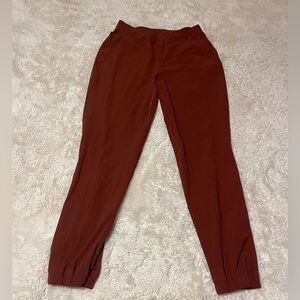 Women’s Lululemon Adapted State High Rise Jogger Size 6